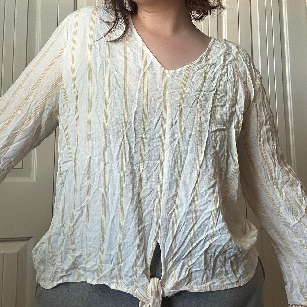 Maurices Women Size XXL Embroidery Bell Sleeve Top Yellow White Striped Boho - Picture 2 of 3